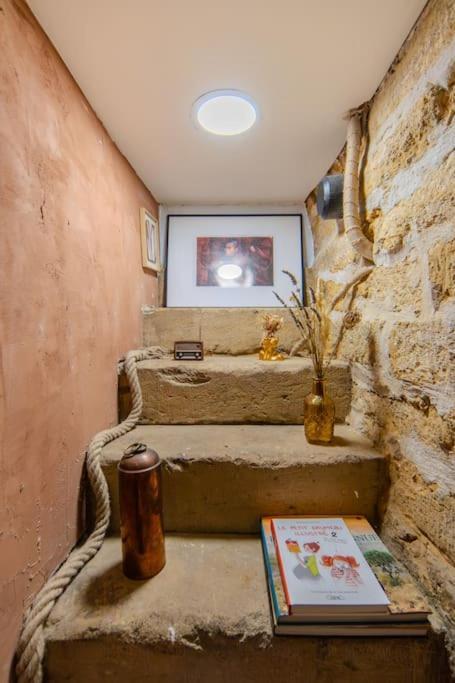 La Suite Eximia Avec Patio - Parking Souterrain Inclus - Centre Historique Montpellier Zewnętrze zdjęcie