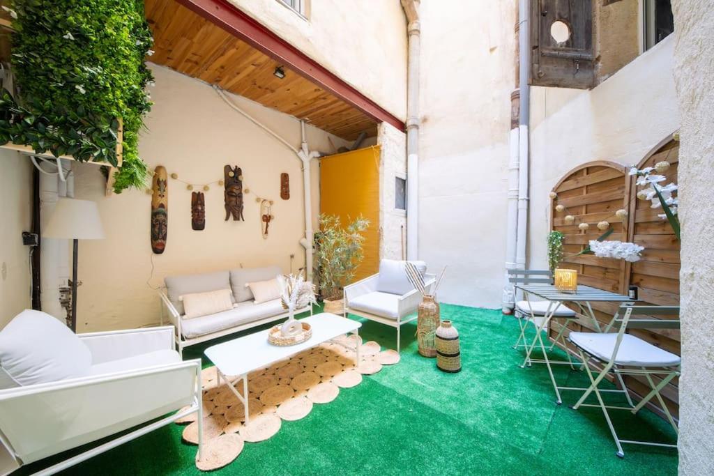 La Suite Eximia Avec Patio - Parking Souterrain Inclus - Centre Historique Montpellier Zewnętrze zdjęcie